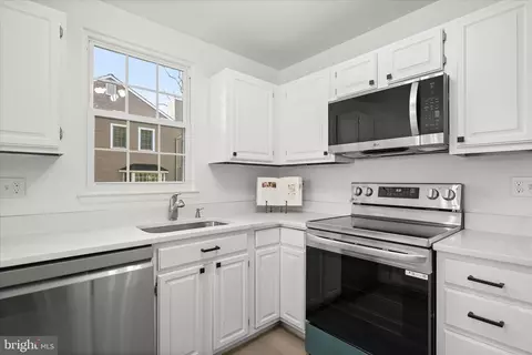 9344 Spring Water Path, Jessup, MD 20794 photo 15