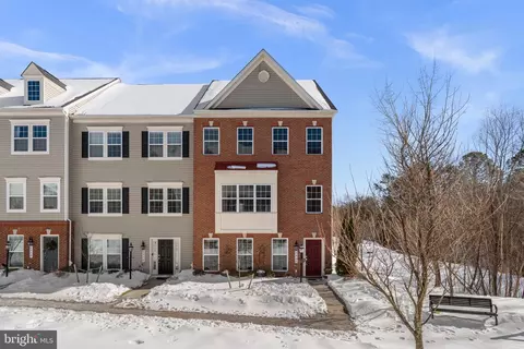 6974 Southmoor St, Hanover, MD 21076