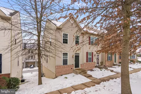 7112 Penny Ln, Elkridge, MD 21075