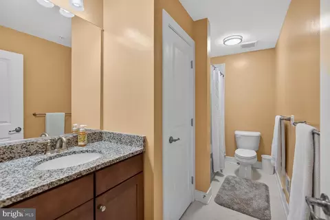 Bath - 9739 Knowledge Dr, Laurel, MD 20723 photo 2 of 3