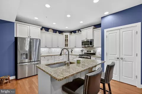 Kitchen - 9739 Knowledge Dr, Laurel, MD 20723 photo 1 of 2