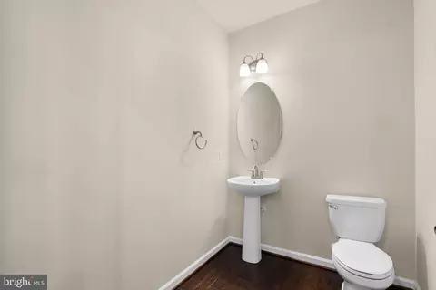 Entry Way - 7103 Beaumont Pl #A, Hanover, MD 21076 photo 8 of 19