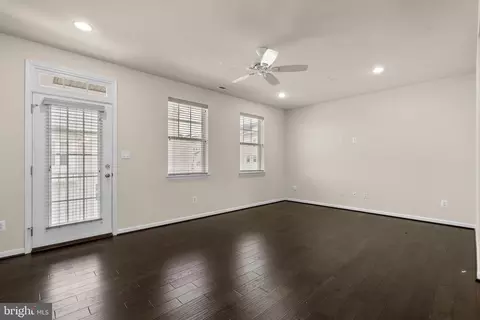 Living - 7103 Beaumont Pl #A, Hanover, MD 21076 photo 3 of 9