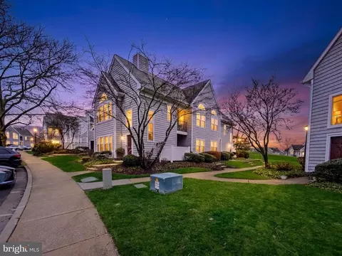 7740 Mayfair Cir, Ellicott City, MD 21043