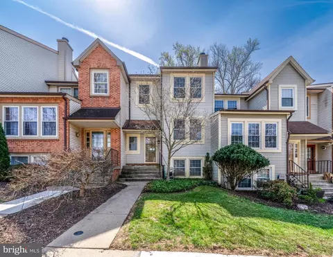 7229 Harbor Ln #2-4, Columbia, MD 21045