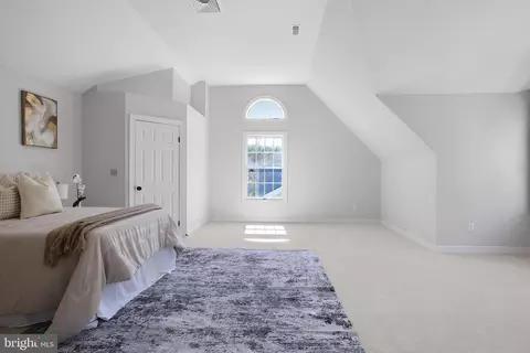 Bedroom - 10390 Stansfield Rd, Laurel, MD 20723 photo 4 of 15