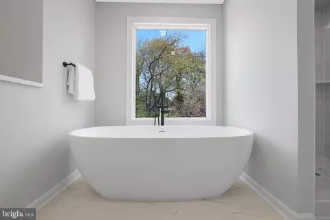 Bath - 10390 Stansfield Rd, Laurel, MD 20723 photo 7 of 12