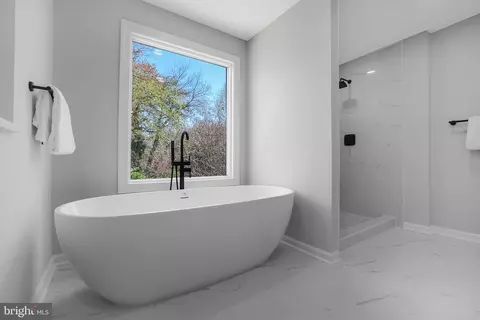 Bath - 10390 Stansfield Rd, Laurel, MD 20723 photo 8 of 12