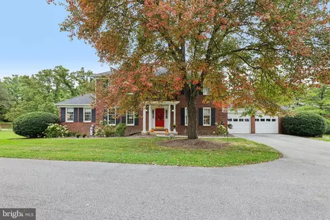 4544 Stonecrest Dr, Ellicott City, MD 21043