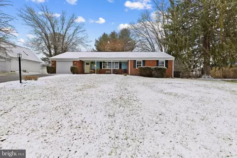3210 Birchmede Dr, Ellicott City, MD 21042