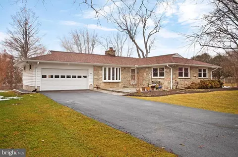 2610 Orchard Ave, Ellicott City, MD 21043