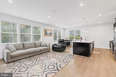 10411 Resort Rd #W, Ellicott City, MD 21042