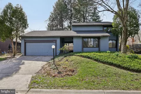 5161 Scarecrow Ct, Columbia, MD 21045