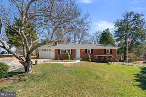 8721 Susini Dr, Laurel, MD 20723