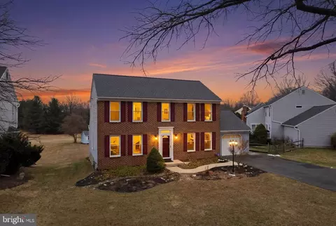 10218 Raleigh Tavern Ln, Ellicott City, MD 21042