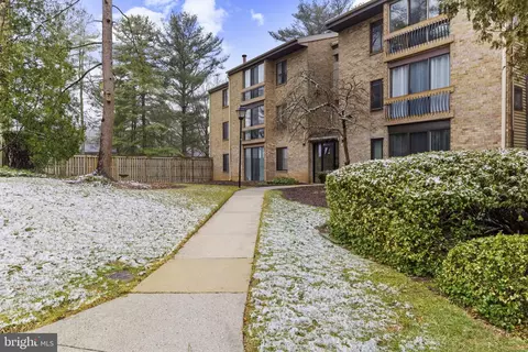 10534 Cross Fox Ln #D-1, Columbia, MD 21044