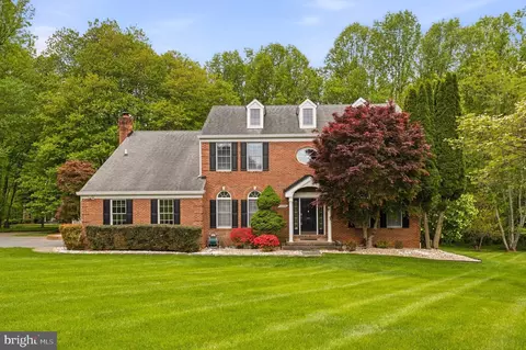 13499 Villadest Dr, Highland, MD 20777