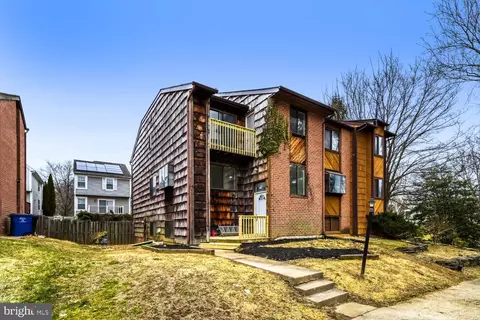 10829 Henley Ct, Columbia, MD 21044