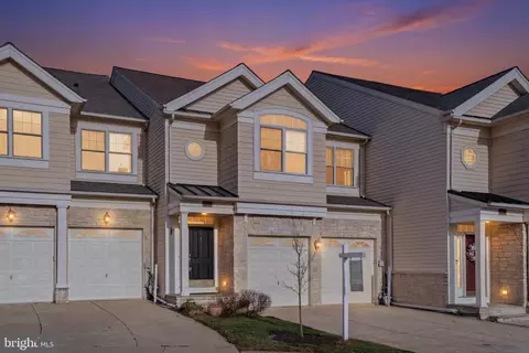 8704 Timber Oak Ln, Laurel, MD 20723