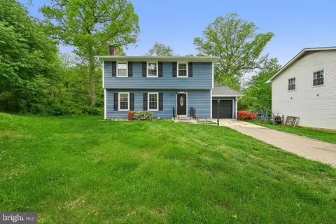 10181 Cape Ann Dr, Columbia, MD 21046