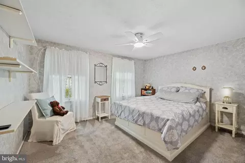 Bedroom - 9366 Westering Sun, Columbia, MD 21045 photo 6 of 9