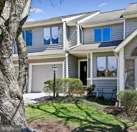 5097 Columbia Rd #16 18, Columbia, MD 21044