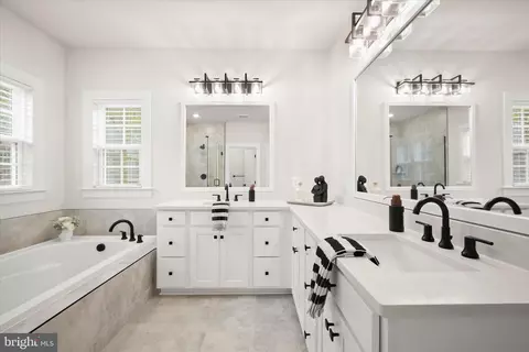 Bath - 8370 Mcgill Ct, Laurel, MD 20723 photo 4 of 5