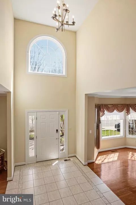 Entry Way - 10013 Fall Rain Dr, Laurel, MD 20723 photo 2 of 5