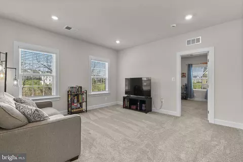 Entry Way - 8417 Bald Eagle Ct, Laurel, MD 20723 photo 7 of 11