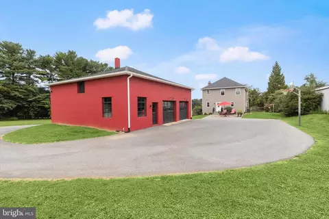 Exterior - 16645 Frederick Rd, Mount Airy, MD 21771 photo 11 of 22