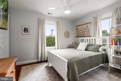 Bedroom - 16645 Frederick Rd, Mount Airy, MD 21771 photo 9 of 9