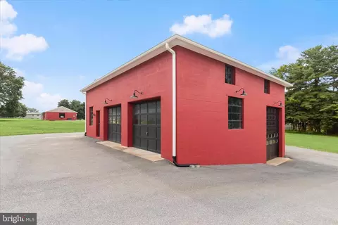Exterior - 16645 Frederick Rd, Mount Airy, MD 21771 photo 2 of 22