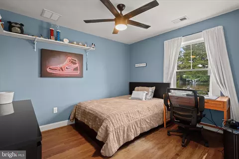 Bedroom - 16645 Frederick Rd, Mount Airy, MD 21771 photo 7 of 9