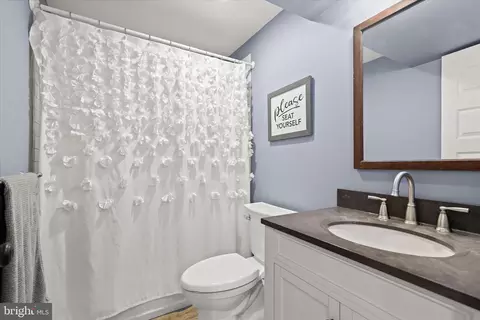 Bath - 16645 Frederick Rd, Mount Airy, MD 21771 photo 6 of 6