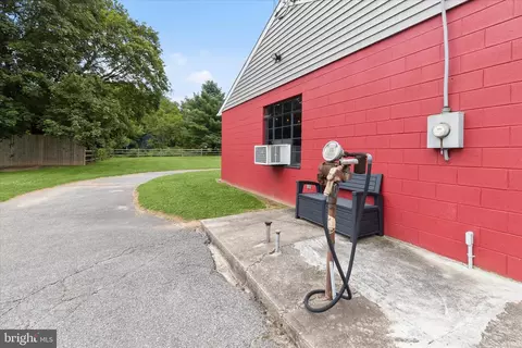Exterior - 16645 Frederick Rd, Mount Airy, MD 21771 photo 13 of 22
