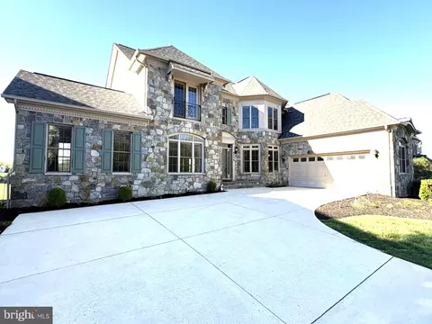 8739 Weathered Stone Way, Laurel, MD 20723