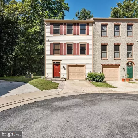 3742 College Ave #E1, Ellicott City, MD 21043
