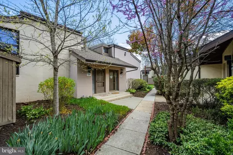 11246 Crystal Run #B-22-3, Columbia, MD 21044
