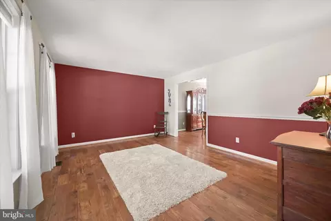 Living - 6206 Fairbourne Ct, Hanover, MD 21076 photo 3 of 3