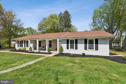 10538 Green Mountain Cir, Columbia, MD 21044