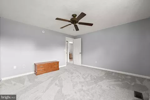8733 Cardinal Forest Cir, Laurel, MD 20723 photo 25