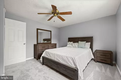 8733 Cardinal Forest Cir, Laurel, MD 20723 photo 27