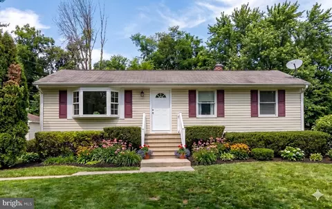 5034 Avoca Ave, Ellicott City, MD 21043