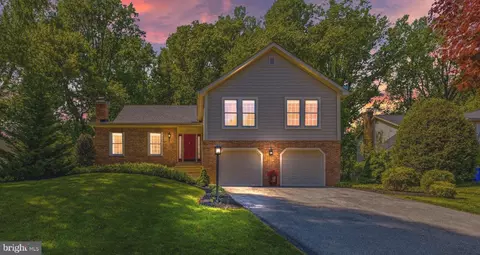 10213 Camelford Ct, Ellicott City, MD 21042