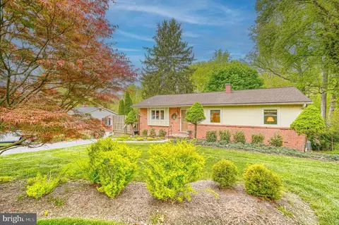 6706 Allview Dr, Columbia, MD 21046