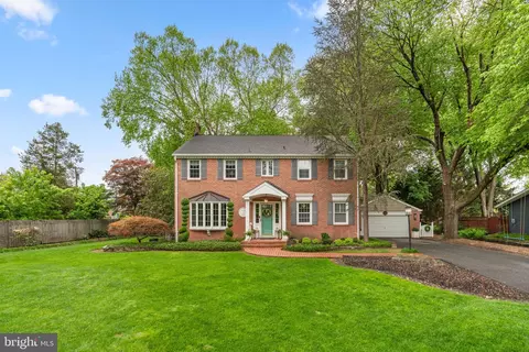 9105 Dunloggin Rd, Ellicott City, MD 21042