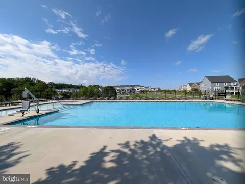 Exterior - 8123 Primrose Ln, Laurel, MD 20723 photo 8 of 11