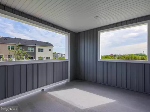 Exterior - 8123 Primrose Ln, Laurel, MD 20723 photo 5 of 11
