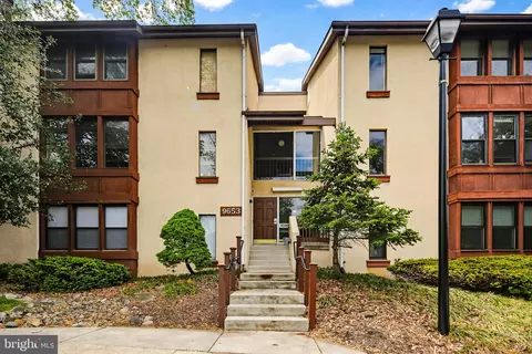 9653 White Acre Rd #B-3, Columbia, MD 21045