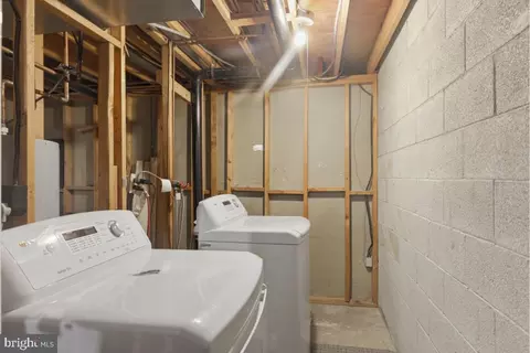 Other - 7490 Hickory Log Cir, Columbia, MD 21045 photo 9 of 10
